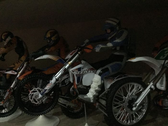 motos vertes miniatures / maquettes