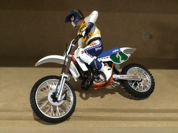 motos vertes miniatures / maquettes