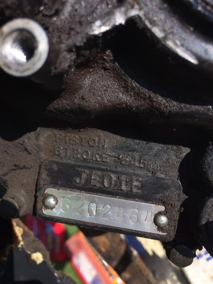 Honda CR 125 91 diapason comment l'identifier et démonter l'allumage ?