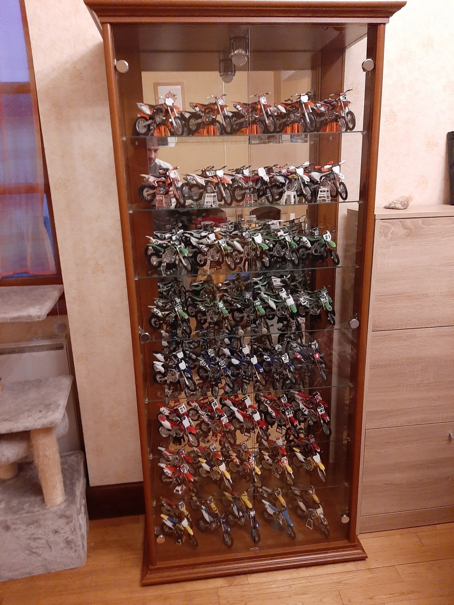 motos vertes miniatures / maquettes