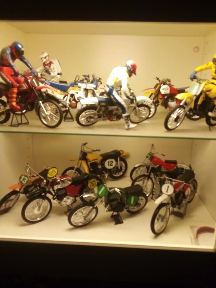 motos vertes miniatures / maquettes