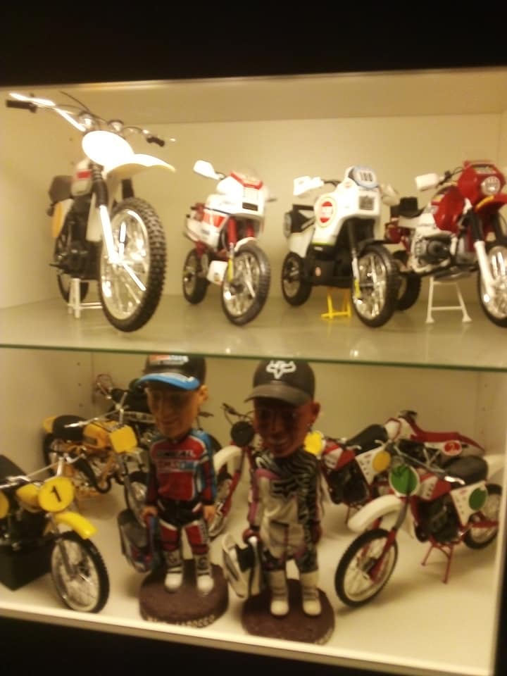 motos vertes miniatures / maquettes