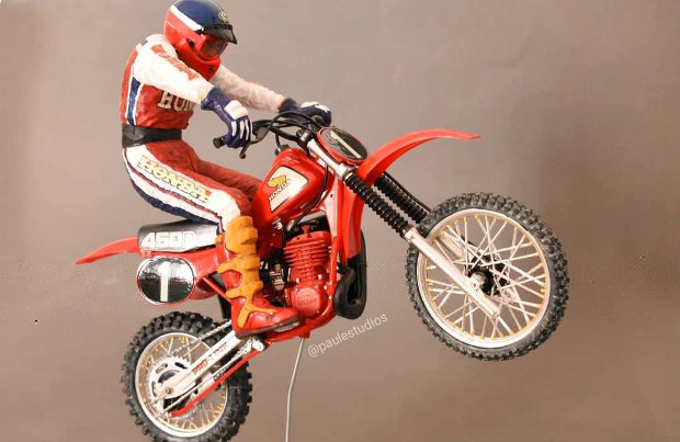 motos vertes miniatures / maquettes