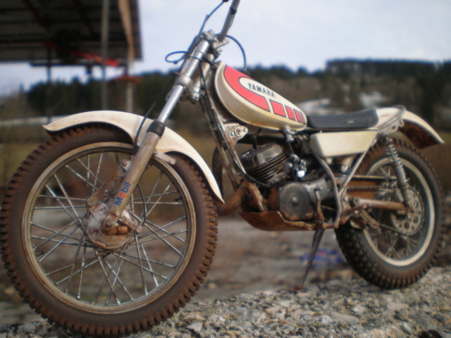 motos vertes miniatures / maquettes
