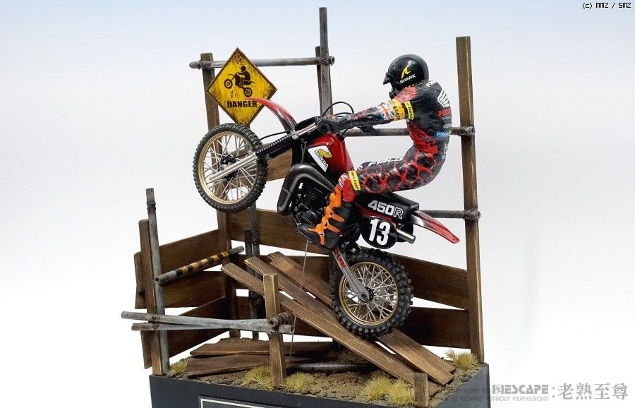 motos vertes miniatures / maquettes
