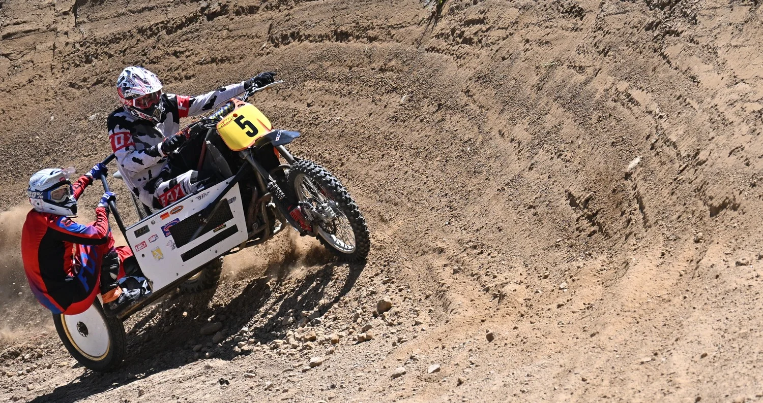 BIGNAN (56) MOTOCROSS 100% MOTOS ANCIENNES FFM LES 9 ET 10 MAI 2026.