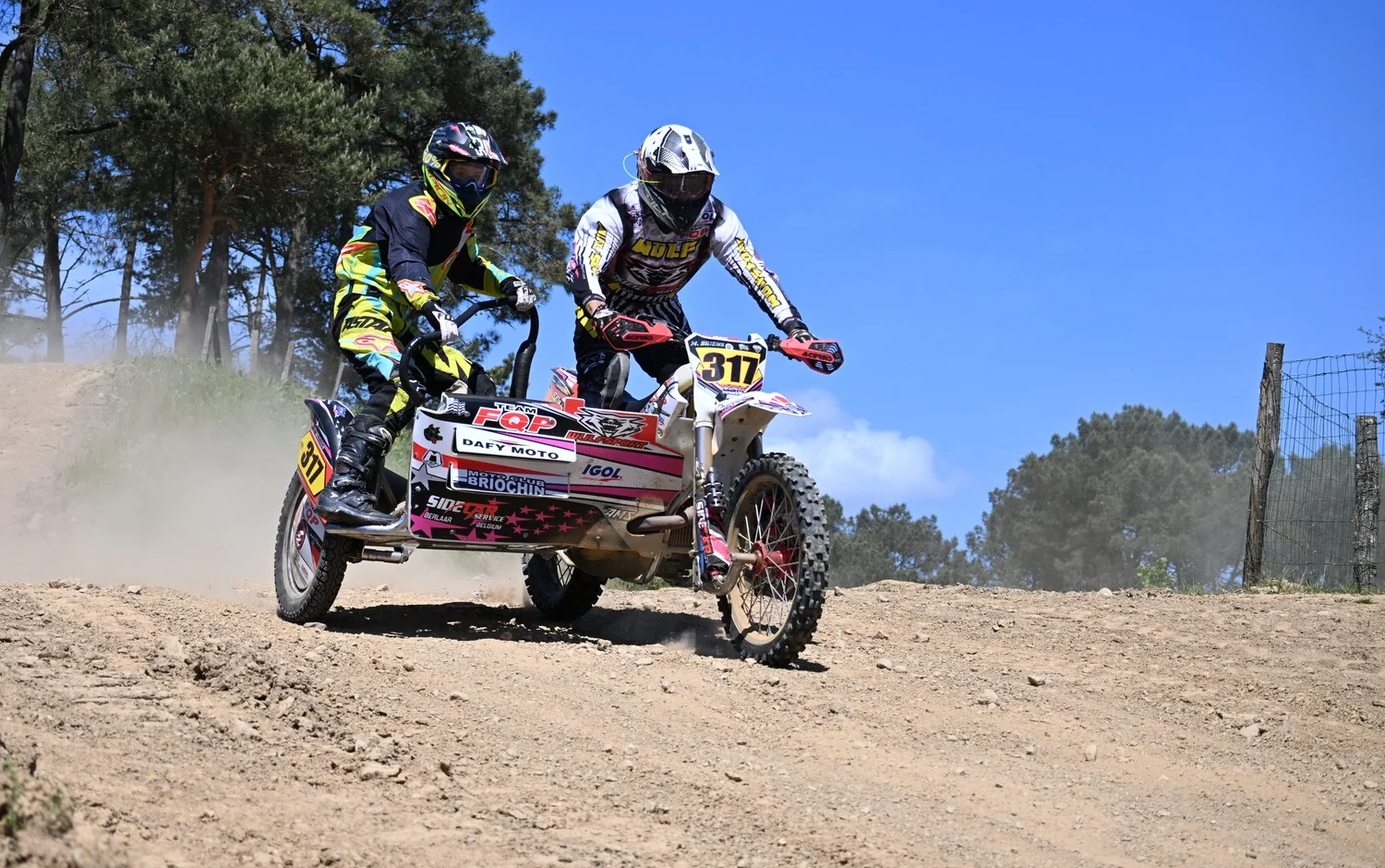 BIGNAN (56) MOTOCROSS 100% MOTOS ANCIENNES FFM LES 9 ET 10 MAI 2026.