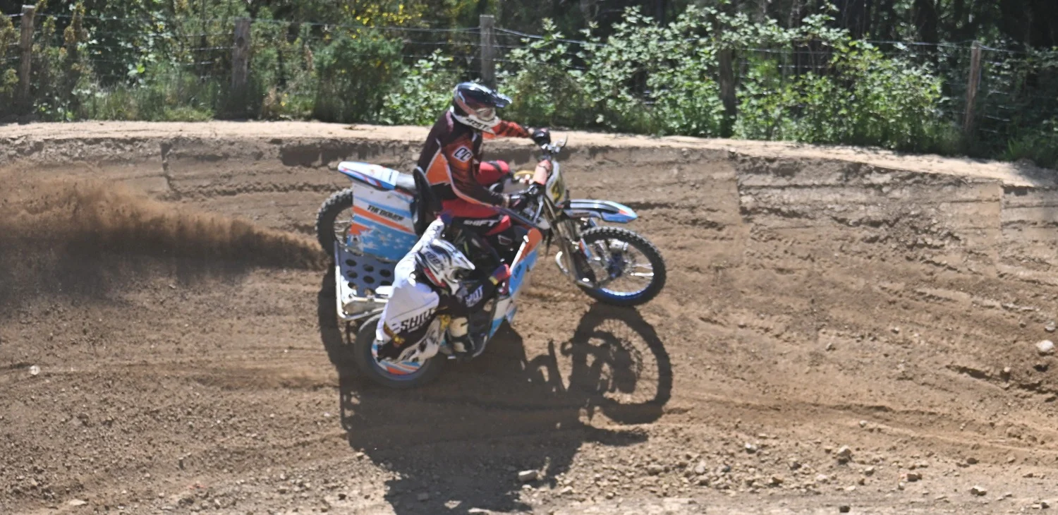 BIGNAN (56) MOTOCROSS 100% MOTOS ANCIENNES FFM LES 9 ET 10 MAI 2026.