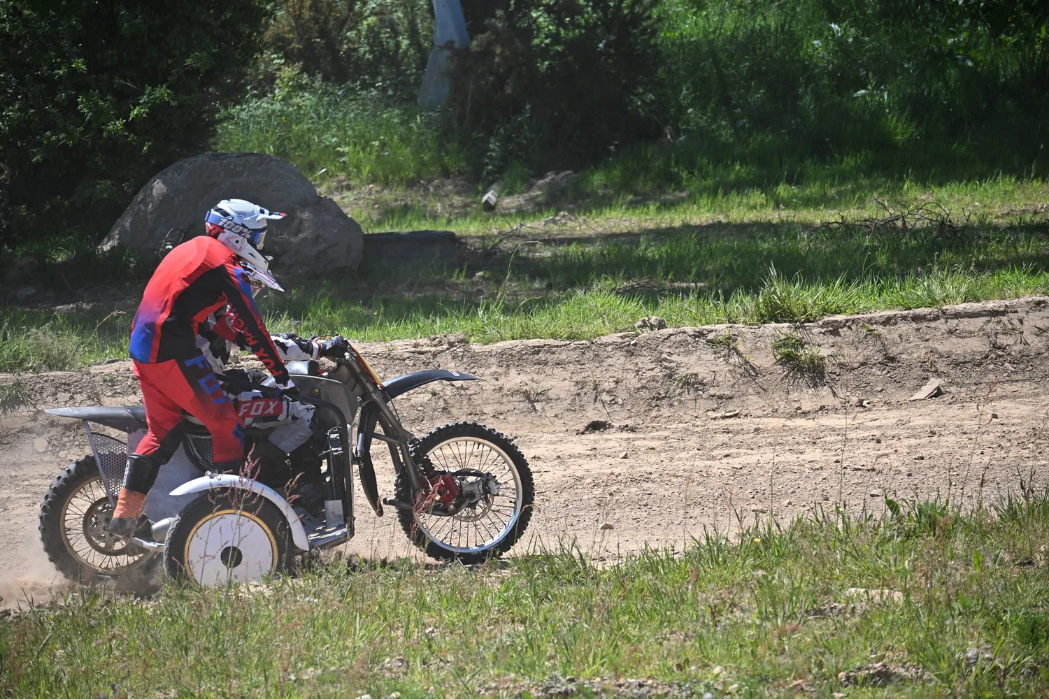 BIGNAN (56) MOTOCROSS 100% MOTOS ANCIENNES FFM LES 9 ET 10 MAI 2026.