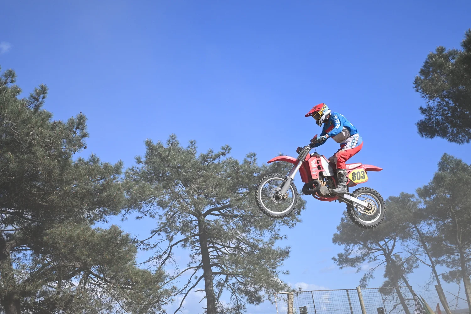 BIGNAN (56) MOTOCROSS 100% MOTOS ANCIENNES FFM LES 9 ET 10 MAI 2026.