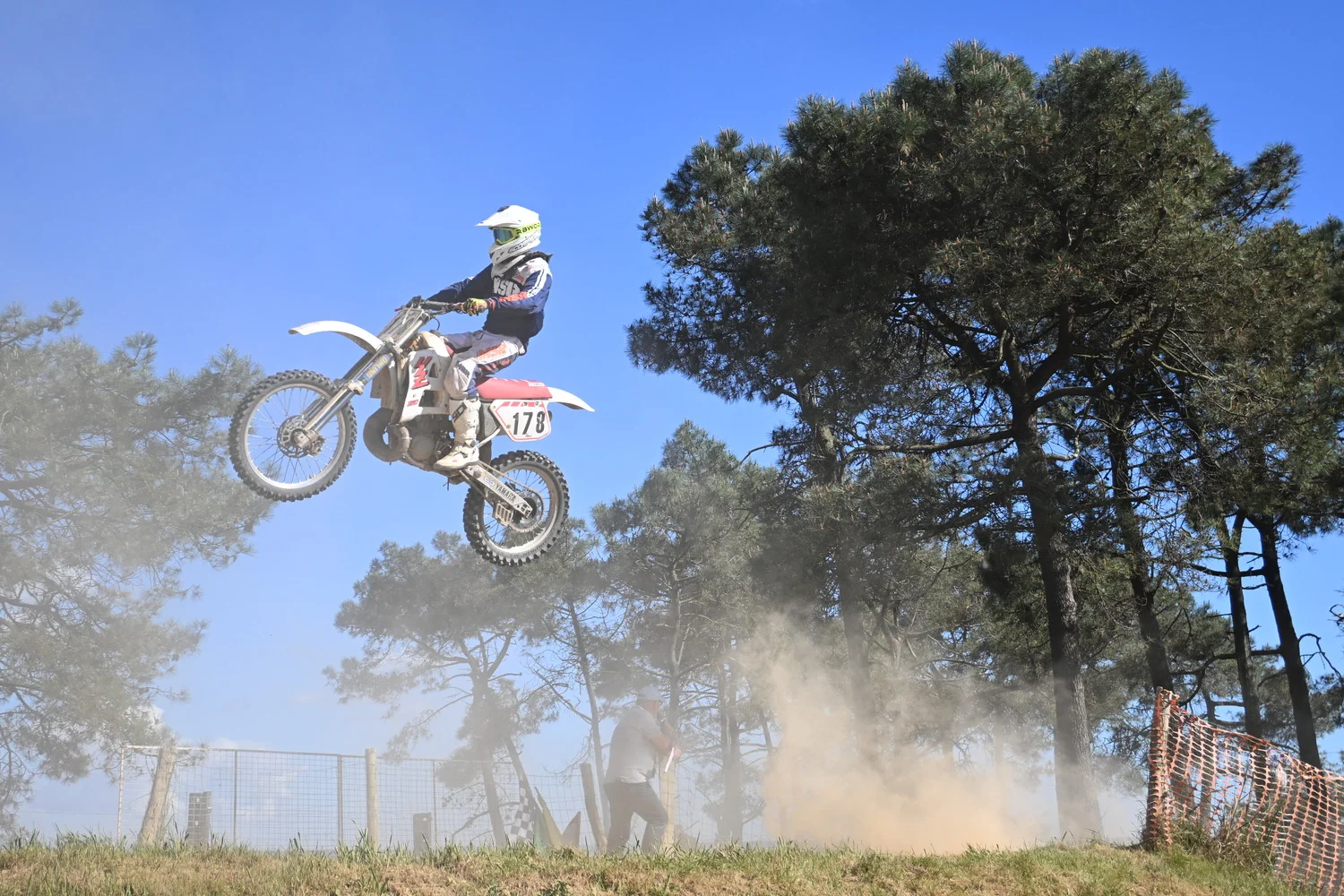 BIGNAN (56) MOTOCROSS 100% MOTOS ANCIENNES FFM LES 9 ET 10 MAI 2026.