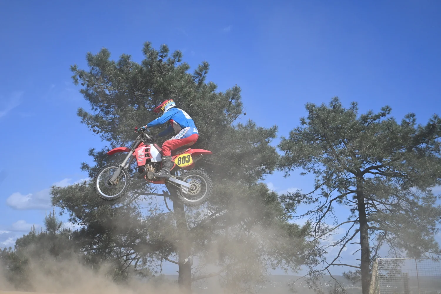 BIGNAN (56) MOTOCROSS 100% MOTOS ANCIENNES FFM LES 9 ET 10 MAI 2026.