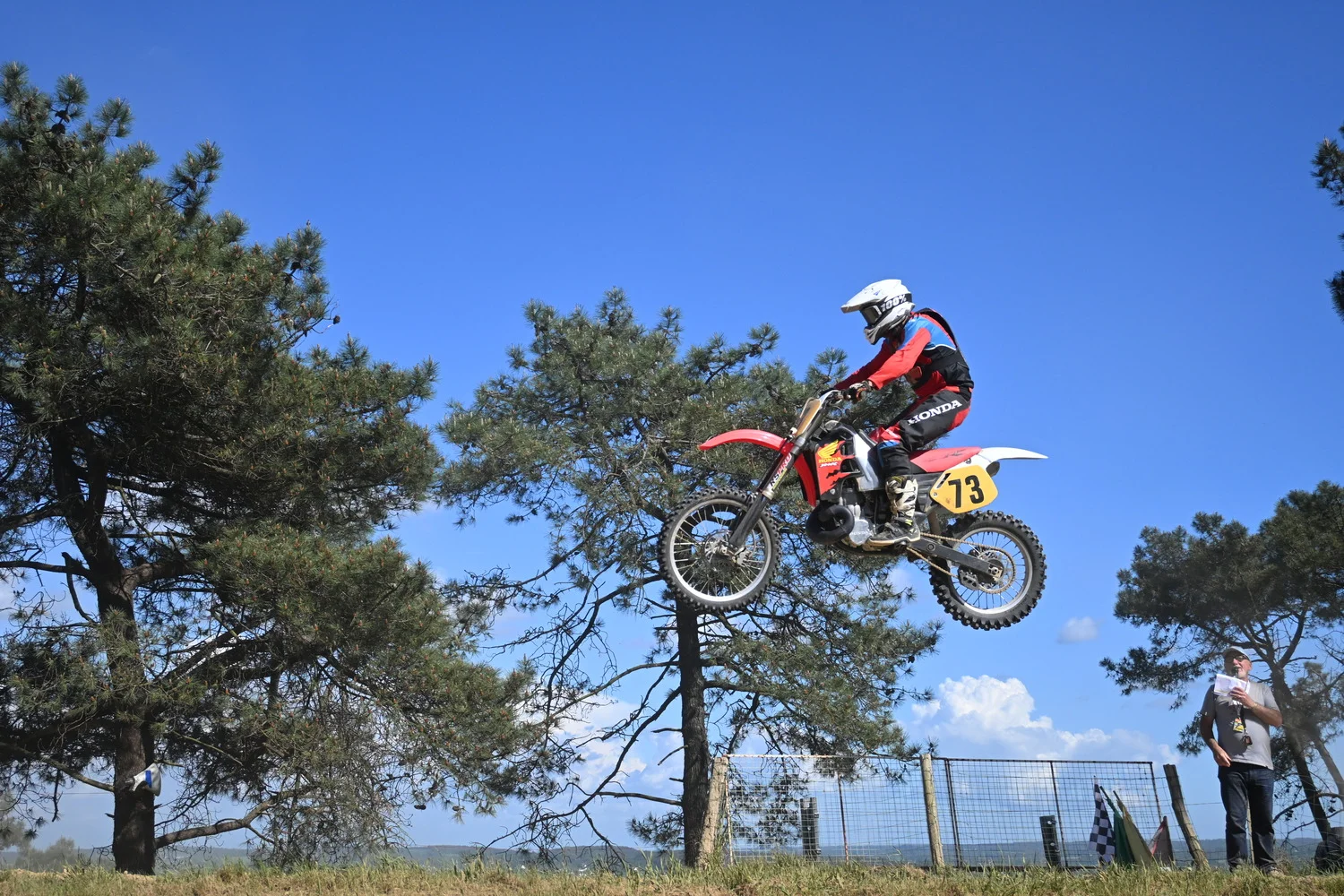 BIGNAN (56) MOTOCROSS 100% MOTOS ANCIENNES FFM LES 9 ET 10 MAI 2026.