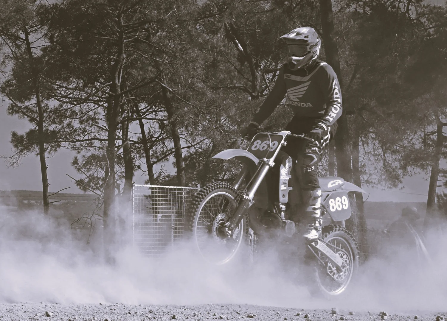 BIGNAN (56) MOTOCROSS 100% MOTOS ANCIENNES FFM LES 9 ET 10 MAI 2026.