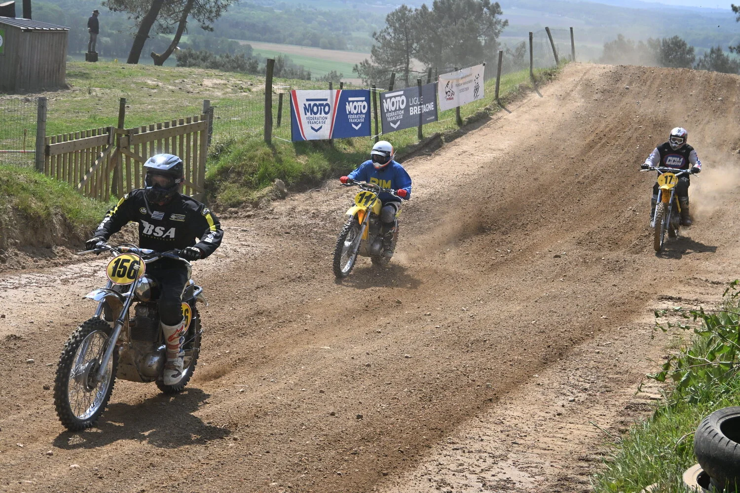 BIGNAN (56) MOTOCROSS 100% MOTOS ANCIENNES FFM LES 9 ET 10 MAI 2026.