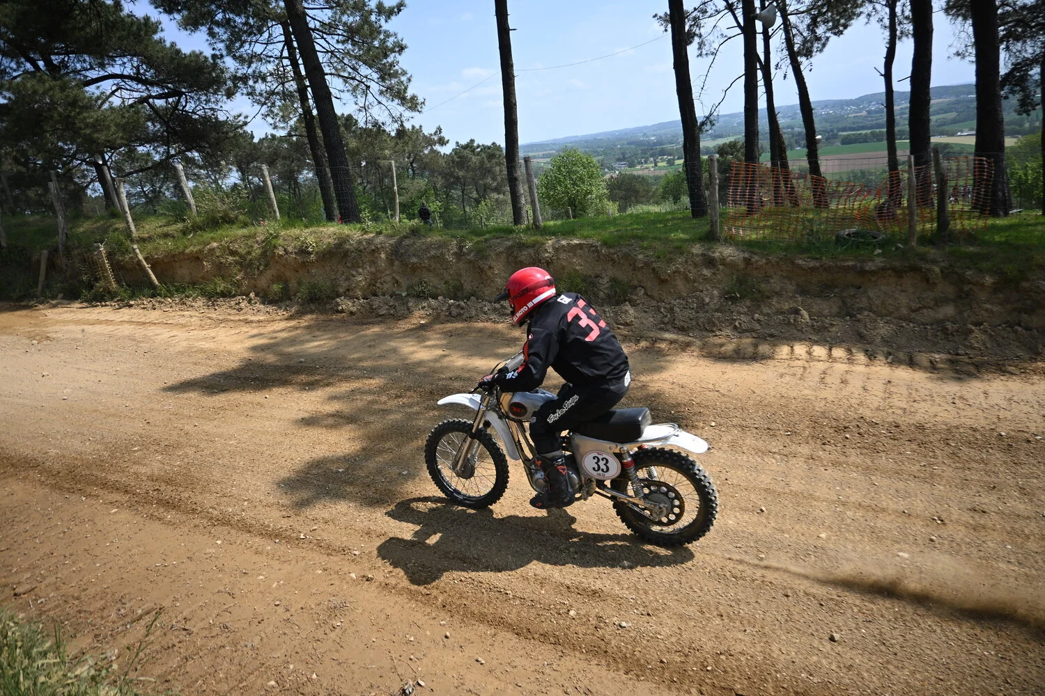 BIGNAN (56) MOTOCROSS 100% MOTOS ANCIENNES FFM LES 9 ET 10 MAI 2026.