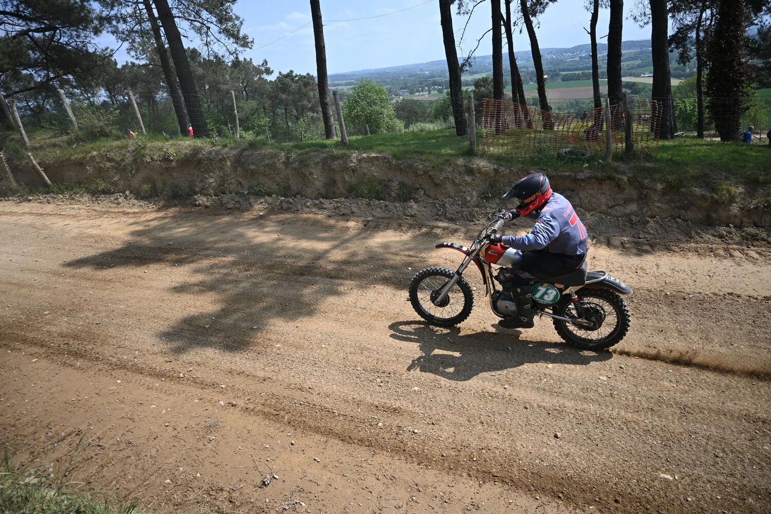 BIGNAN (56) MOTOCROSS 100% MOTOS ANCIENNES FFM LES 9 ET 10 MAI 2026.