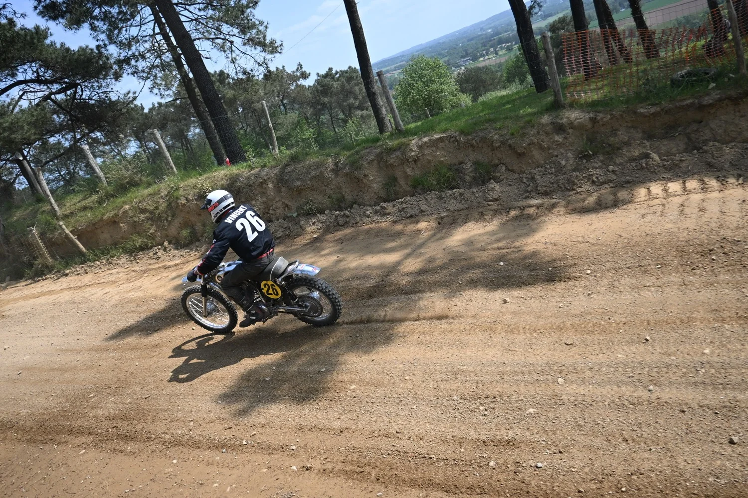 BIGNAN (56) MOTOCROSS 100% MOTOS ANCIENNES FFM LES 9 ET 10 MAI 2026.