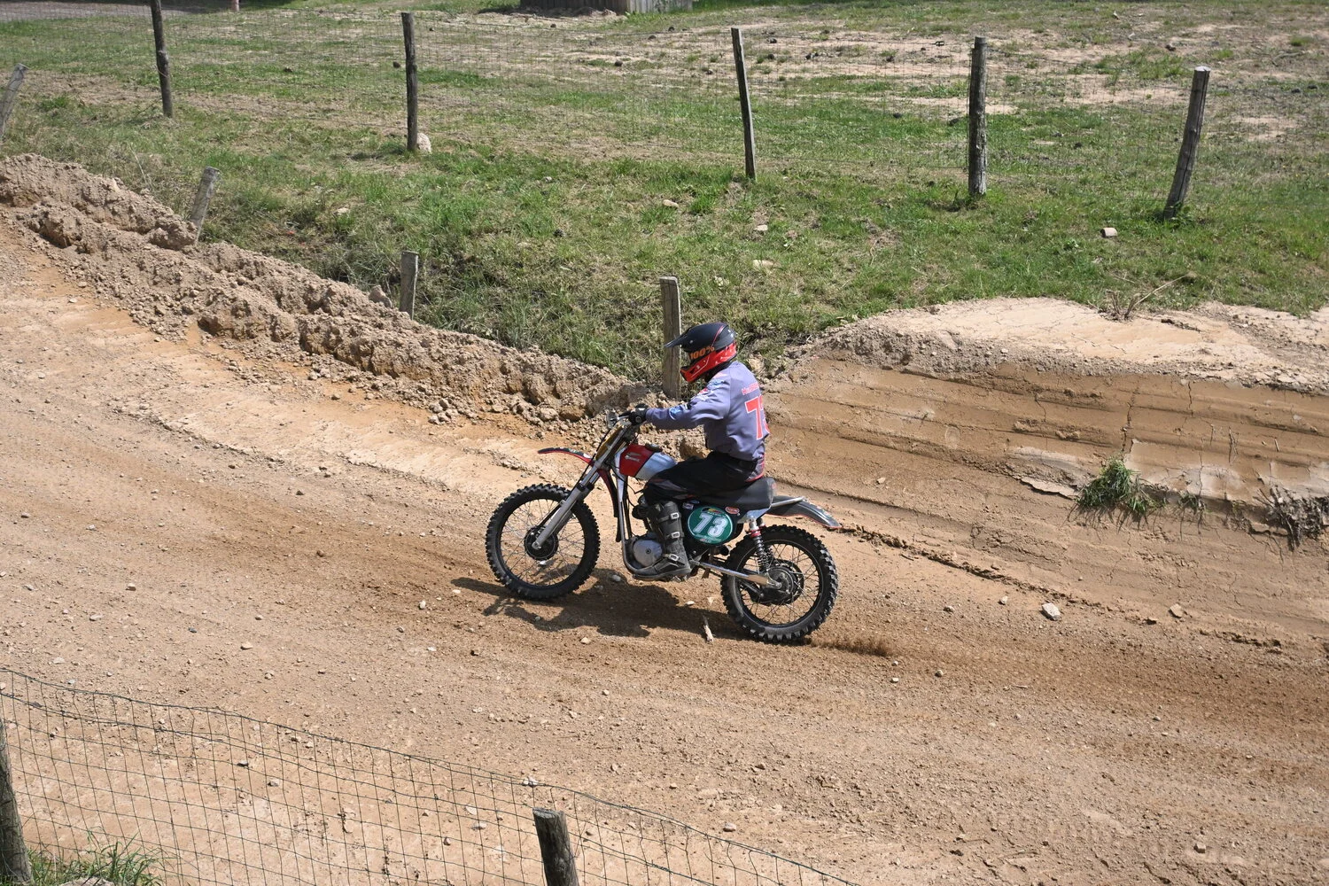 BIGNAN (56) MOTOCROSS 100% MOTOS ANCIENNES FFM LES 9 ET 10 MAI 2026.