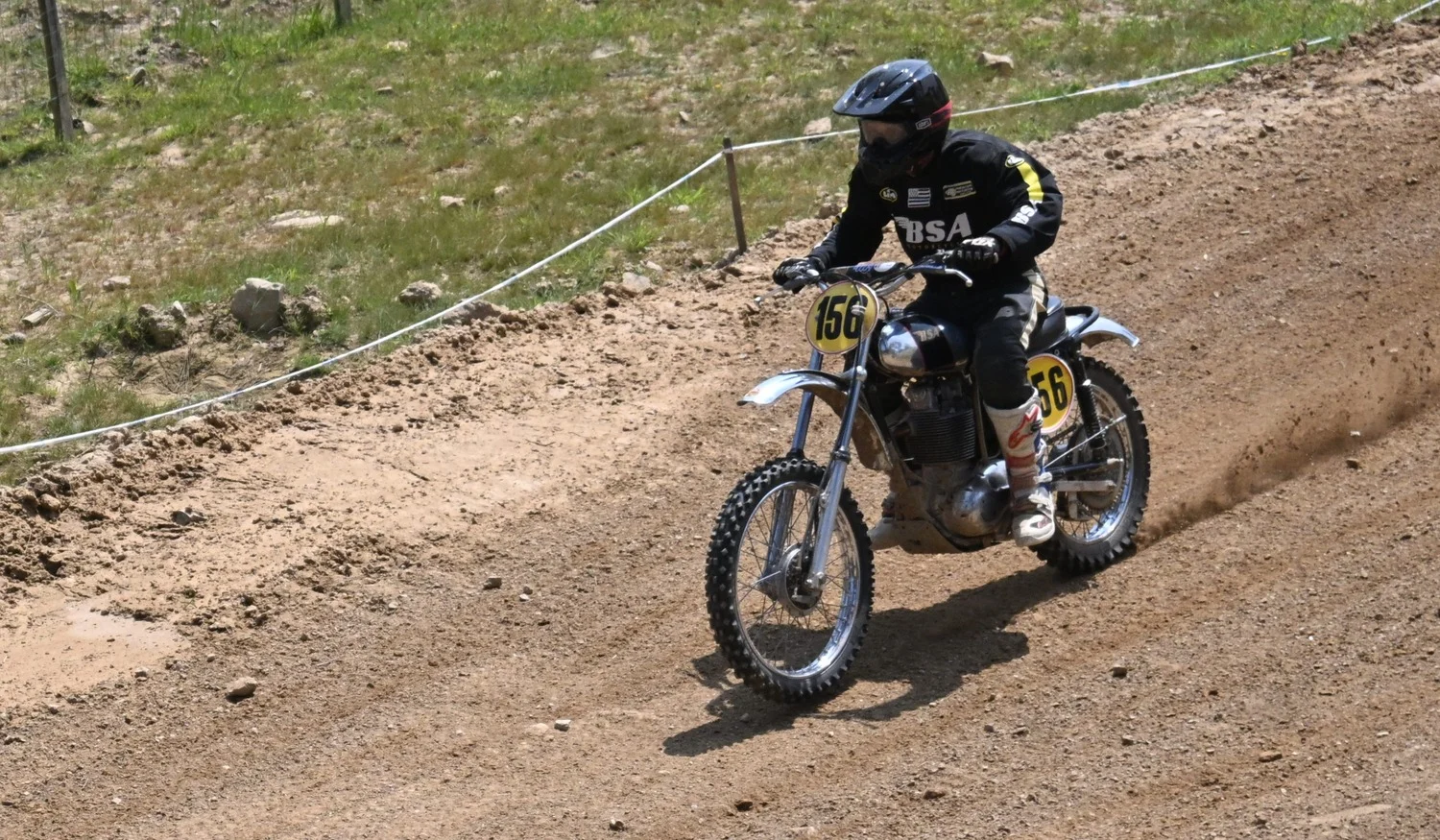 BIGNAN (56) MOTOCROSS 100% MOTOS ANCIENNES FFM LES 9 ET 10 MAI 2026.