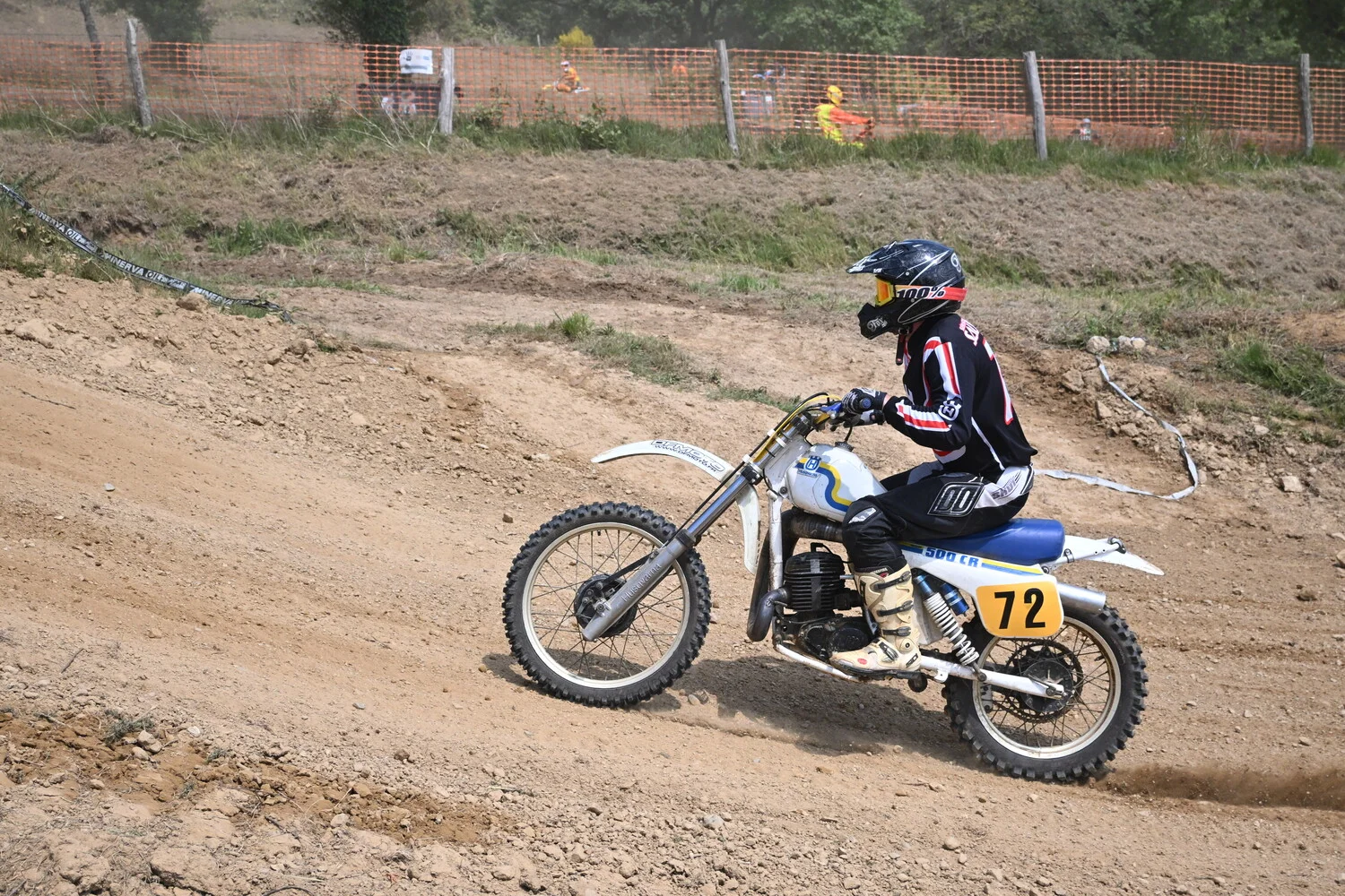 BIGNAN (56) MOTOCROSS 100% MOTOS ANCIENNES FFM LES 9 ET 10 MAI 2026.