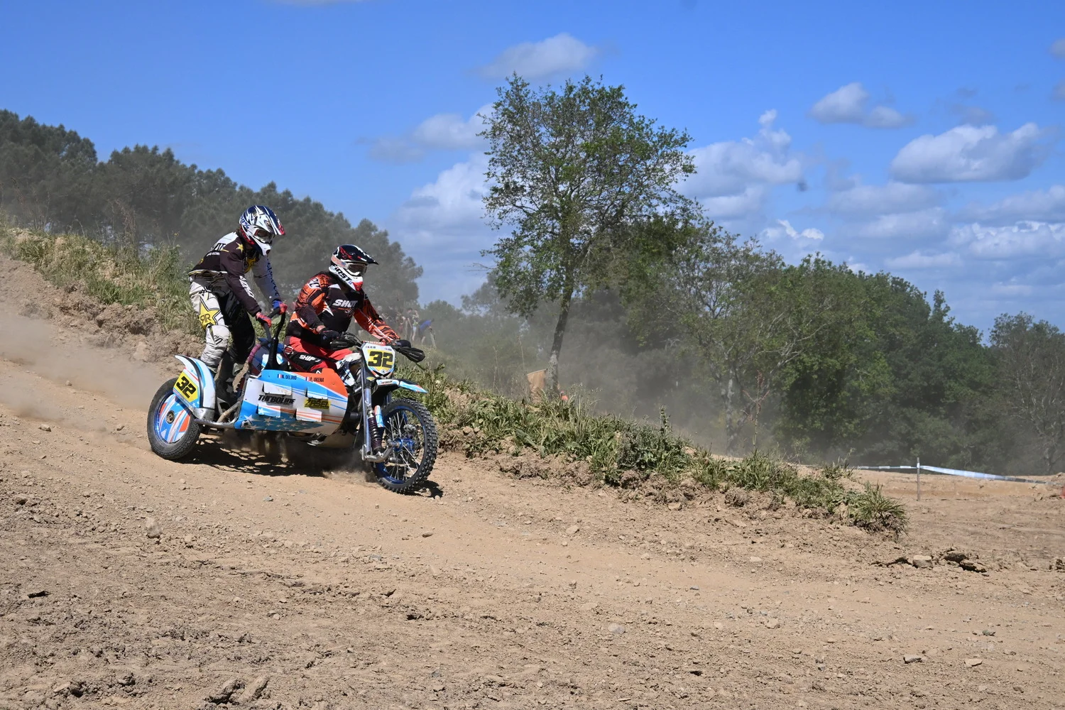 BIGNAN (56) MOTOCROSS 100% MOTOS ANCIENNES FFM LES 9 ET 10 MAI 2026.