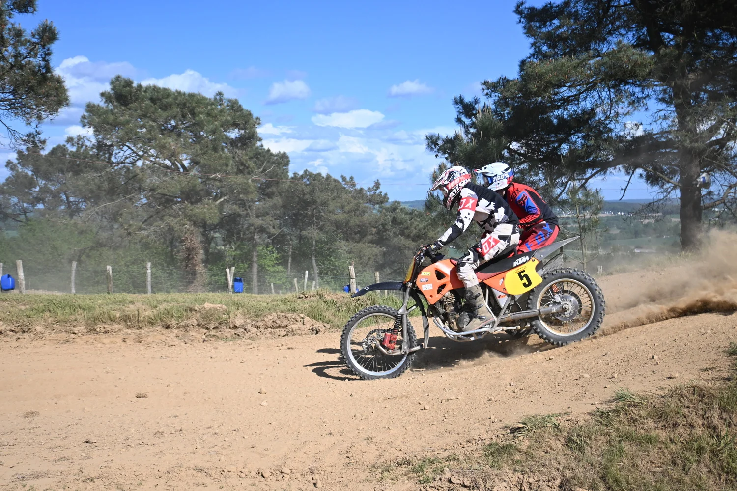 BIGNAN (56) MOTOCROSS 100% MOTOS ANCIENNES FFM LES 9 ET 10 MAI 2026.