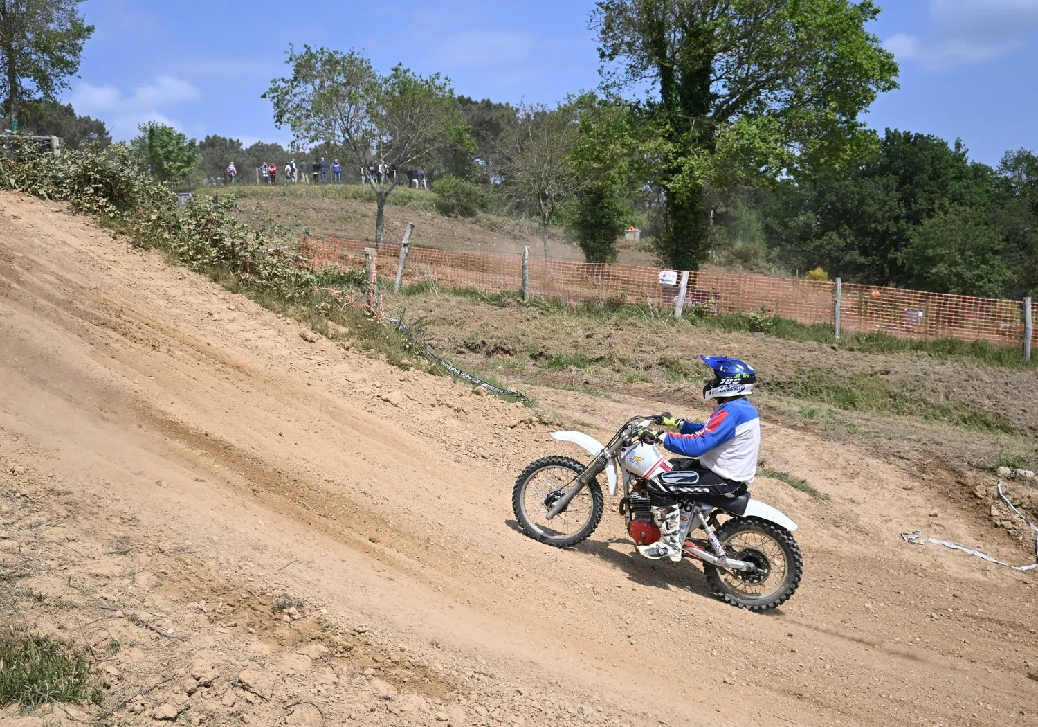 BIGNAN (56) MOTOCROSS 100% MOTOS ANCIENNES FFM LES 9 ET 10 MAI 2026.