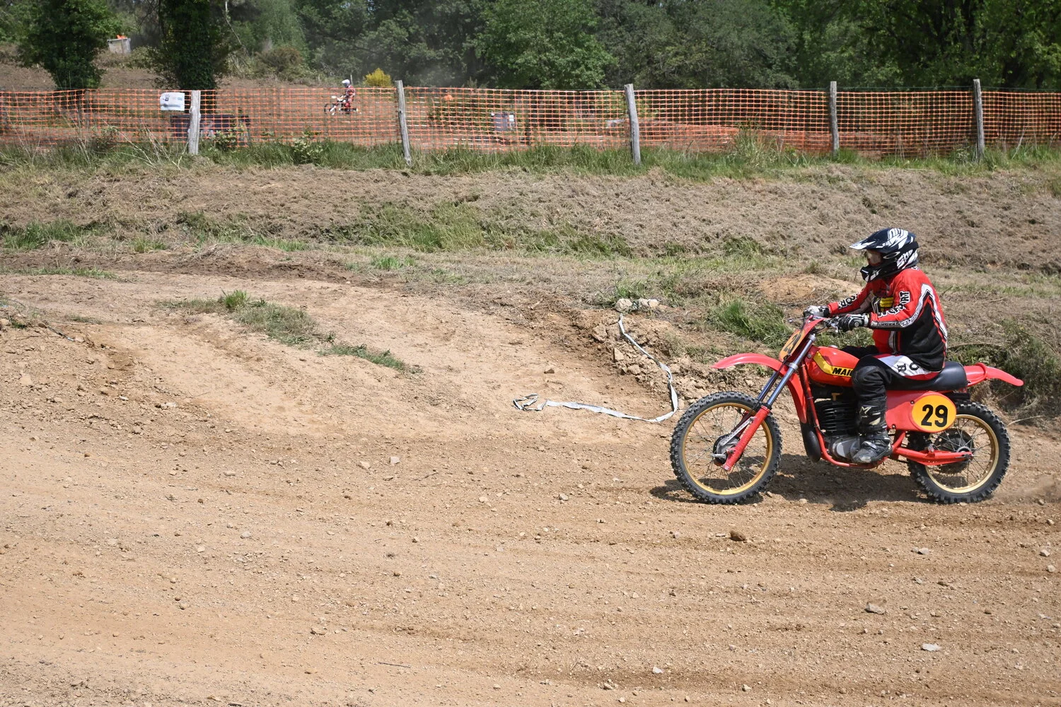 BIGNAN (56) MOTOCROSS 100% MOTOS ANCIENNES FFM LES 9 ET 10 MAI 2026.