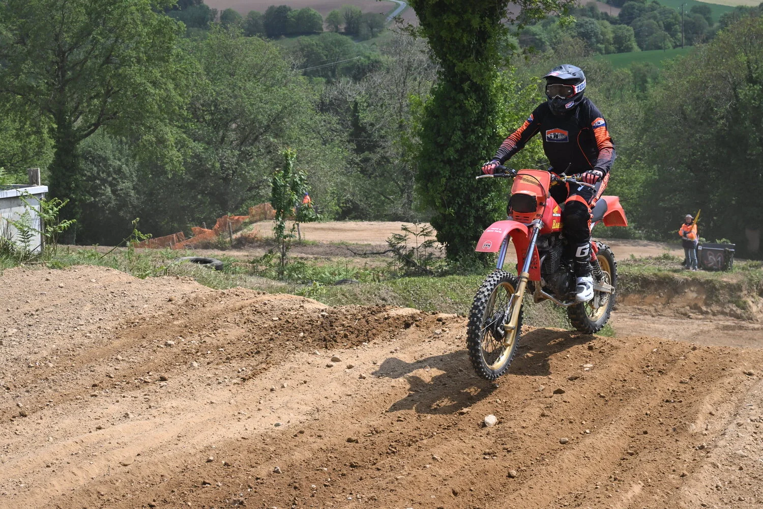 BIGNAN (56) MOTOCROSS 100% MOTOS ANCIENNES FFM LES 9 ET 10 MAI 2026.