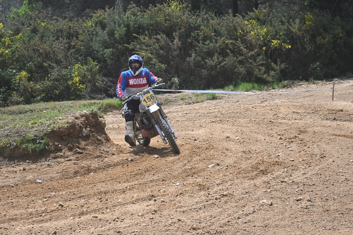 BIGNAN (56) MOTOCROSS 100% MOTOS ANCIENNES FFM LES 9 ET 10 MAI 2026.