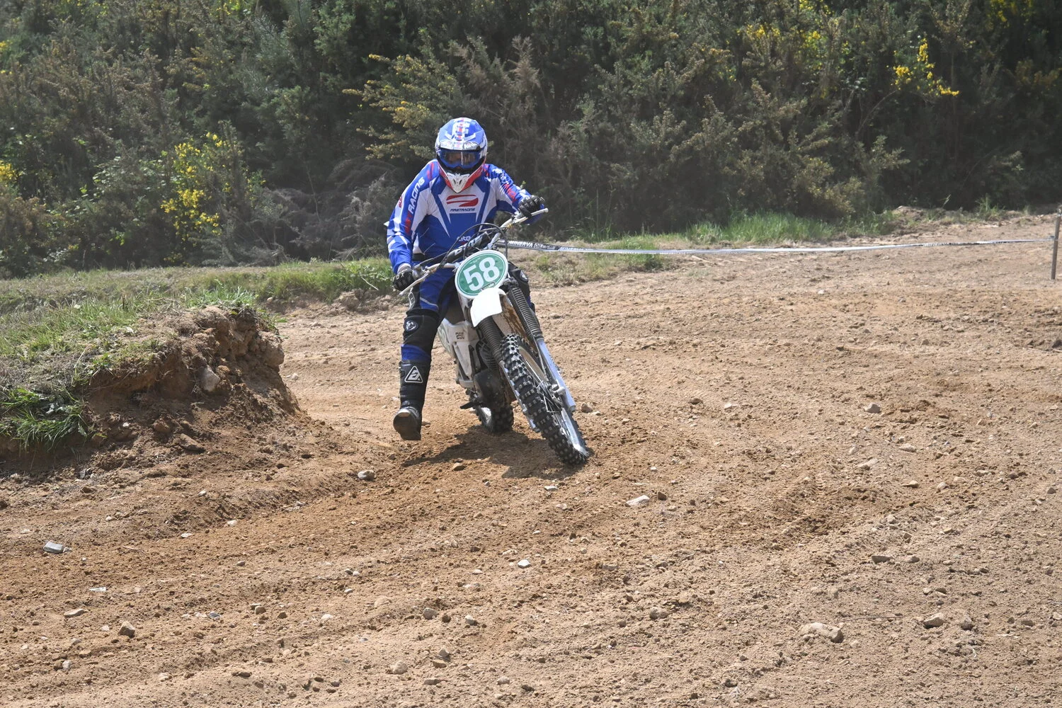 BIGNAN (56) MOTOCROSS 100% MOTOS ANCIENNES FFM LES 9 ET 10 MAI 2026.