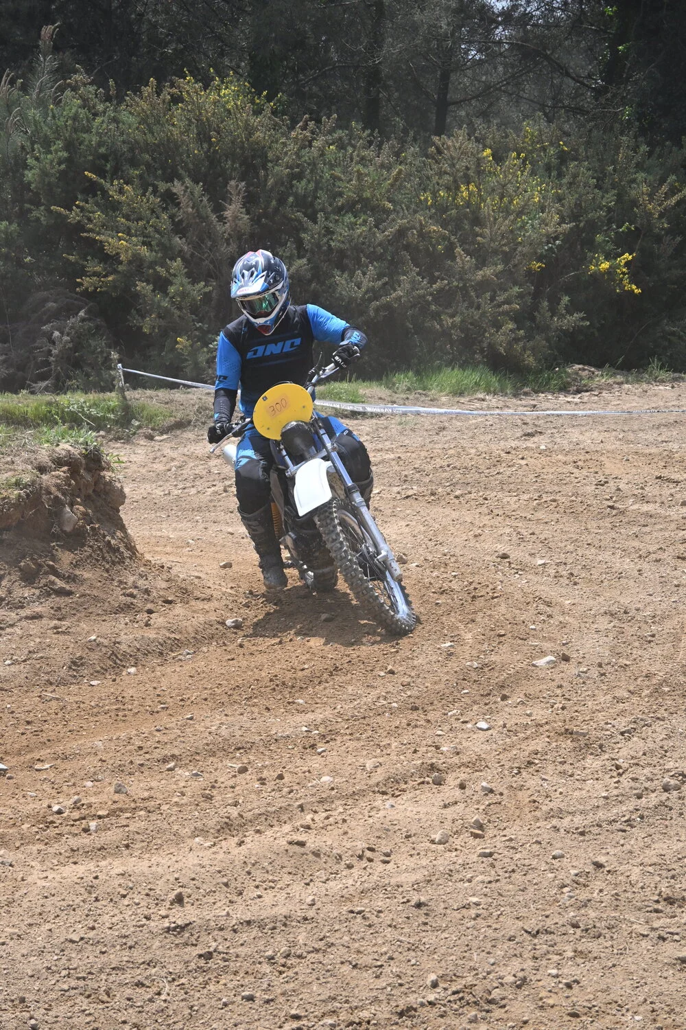 BIGNAN (56) MOTOCROSS 100% MOTOS ANCIENNES FFM LES 9 ET 10 MAI 2026.