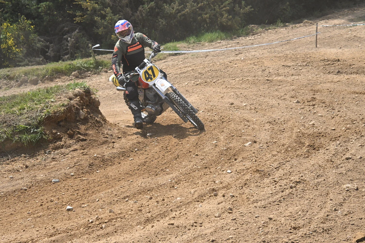 BIGNAN (56) MOTOCROSS 100% MOTOS ANCIENNES FFM LES 9 ET 10 MAI 2026.