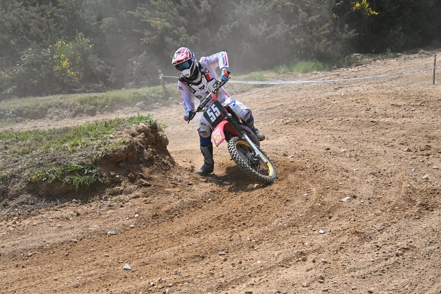 BIGNAN (56) MOTOCROSS 100% MOTOS ANCIENNES FFM LES 9 ET 10 MAI 2026.