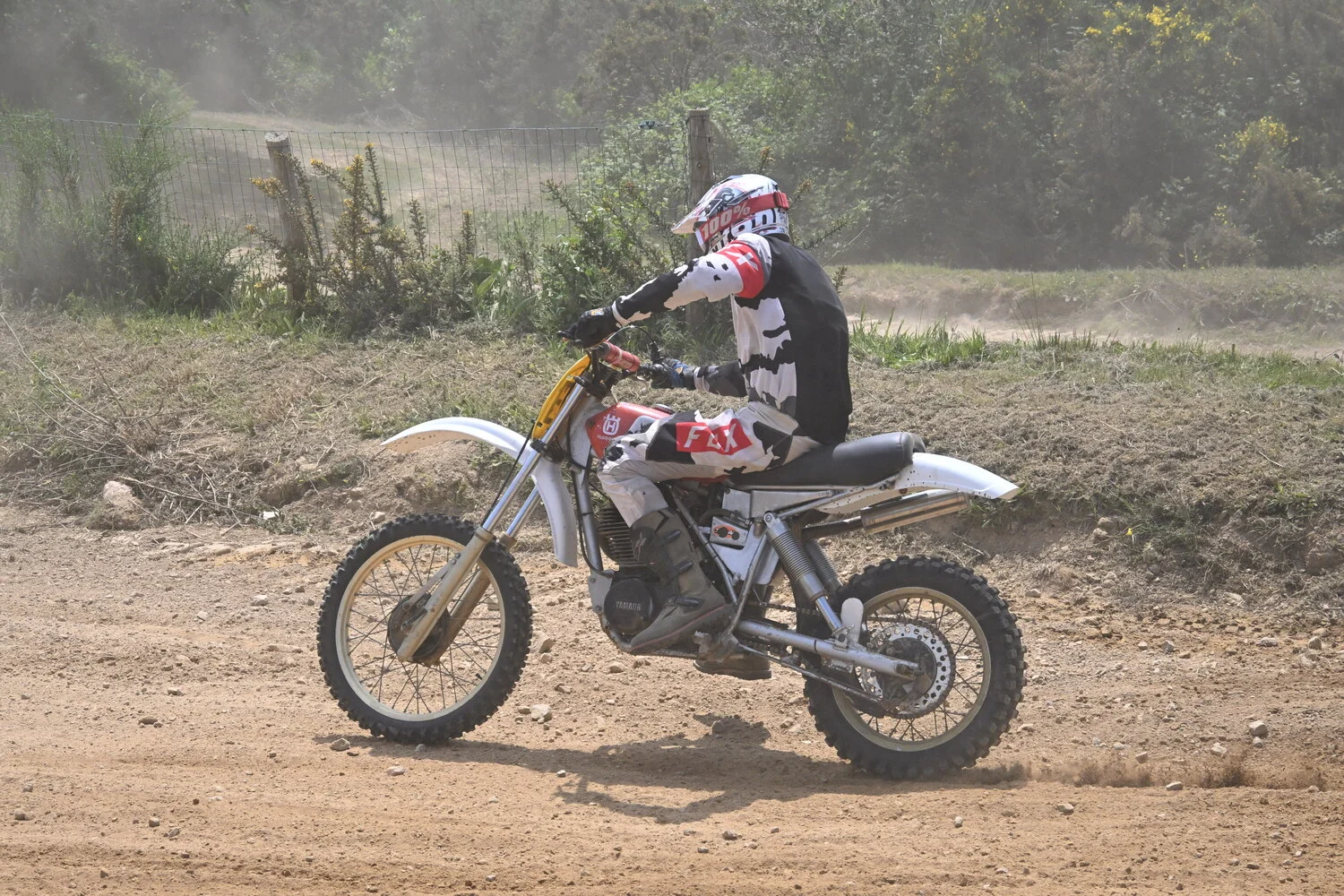 BIGNAN (56) MOTOCROSS 100% MOTOS ANCIENNES FFM LES 9 ET 10 MAI 2026.
