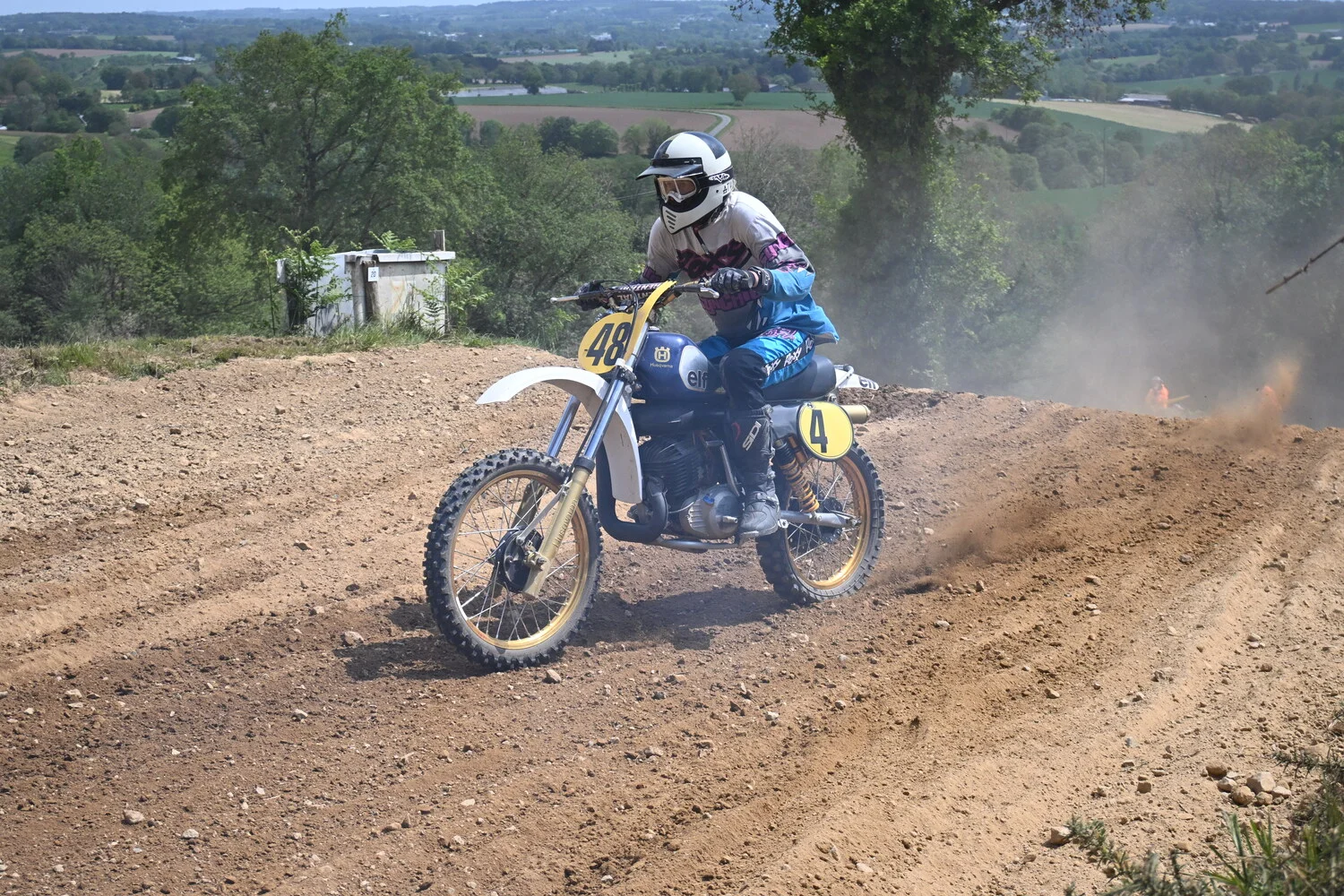 BIGNAN (56) MOTOCROSS 100% MOTOS ANCIENNES FFM LES 9 ET 10 MAI 2026.