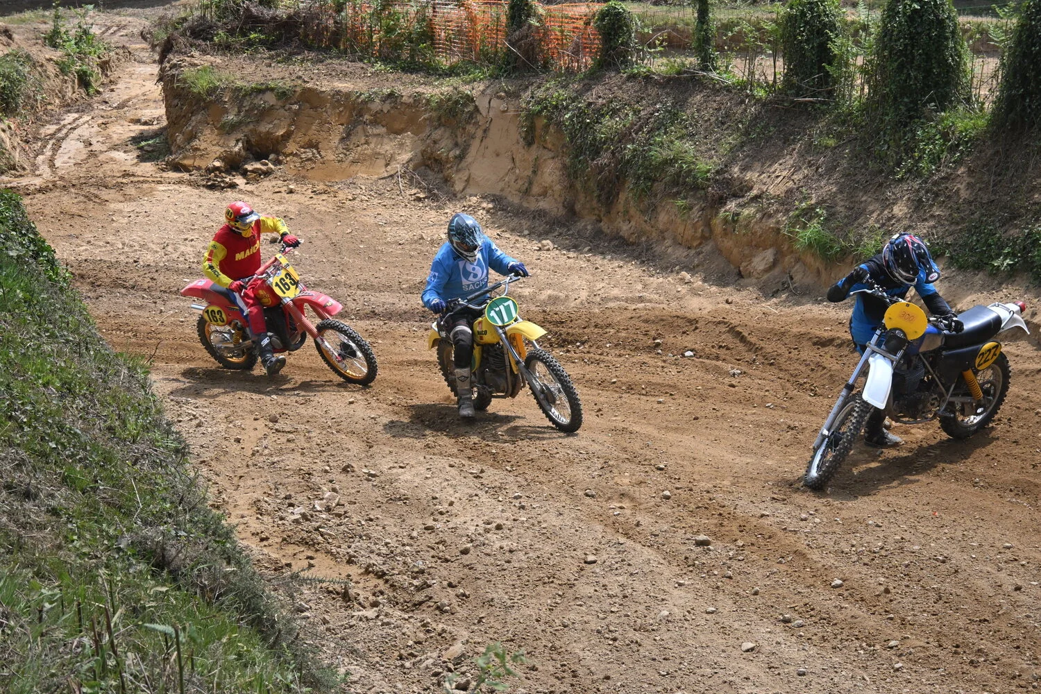 BIGNAN (56) MOTOCROSS 100% MOTOS ANCIENNES FFM LES 9 ET 10 MAI 2026.
