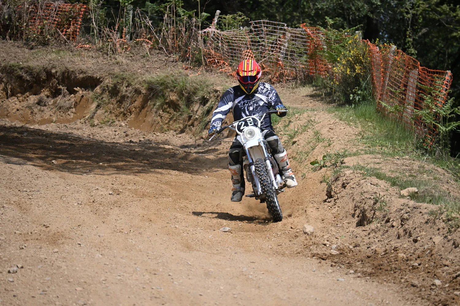 BIGNAN (56) MOTOCROSS 100% MOTOS ANCIENNES FFM LES 9 ET 10 MAI 2026.