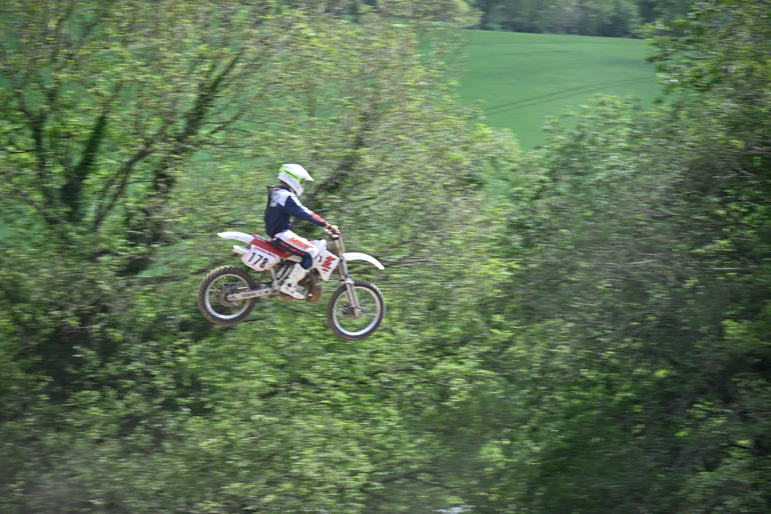 BIGNAN (56) MOTOCROSS 100% MOTOS ANCIENNES FFM LES 9 ET 10 MAI 2026.