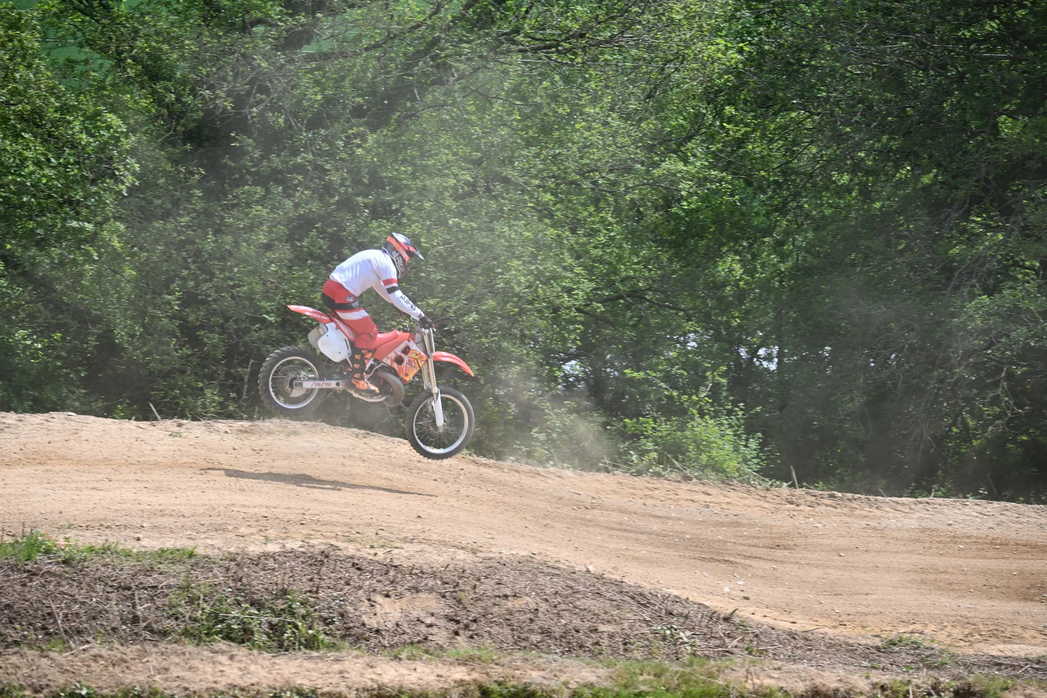 BIGNAN (56) MOTOCROSS 100% MOTOS ANCIENNES FFM LES 9 ET 10 MAI 2026.