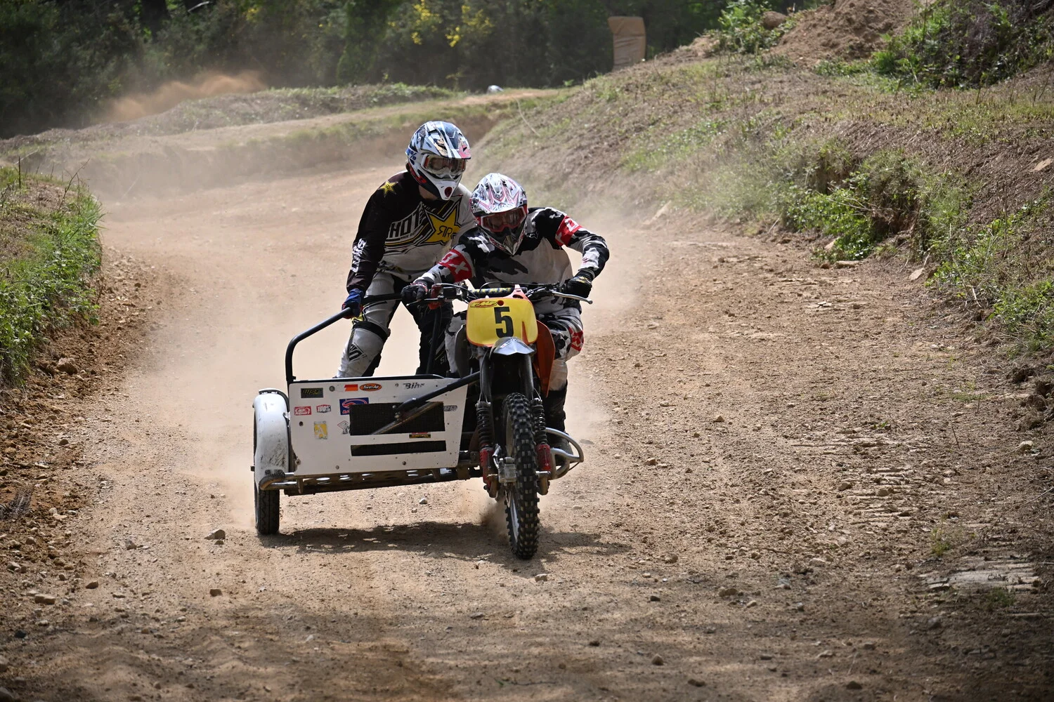 BIGNAN (56) MOTOCROSS 100% MOTOS ANCIENNES FFM LES 9 ET 10 MAI 2026.