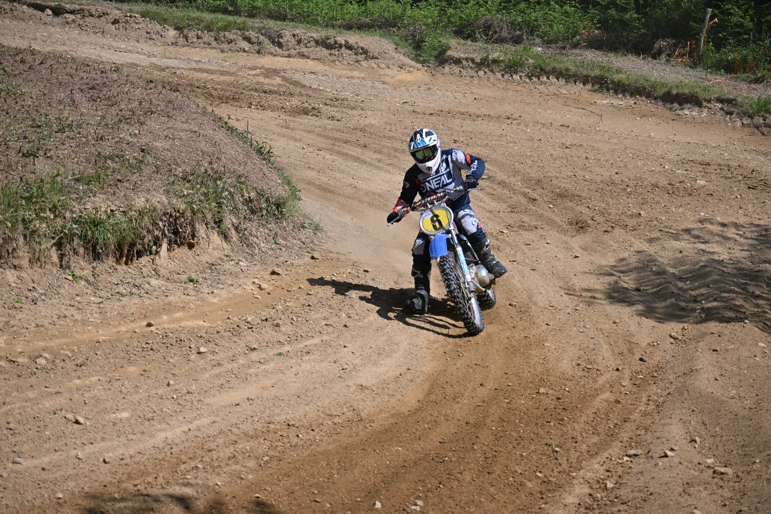 BIGNAN (56) MOTOCROSS 100% MOTOS ANCIENNES FFM LES 9 ET 10 MAI 2026.