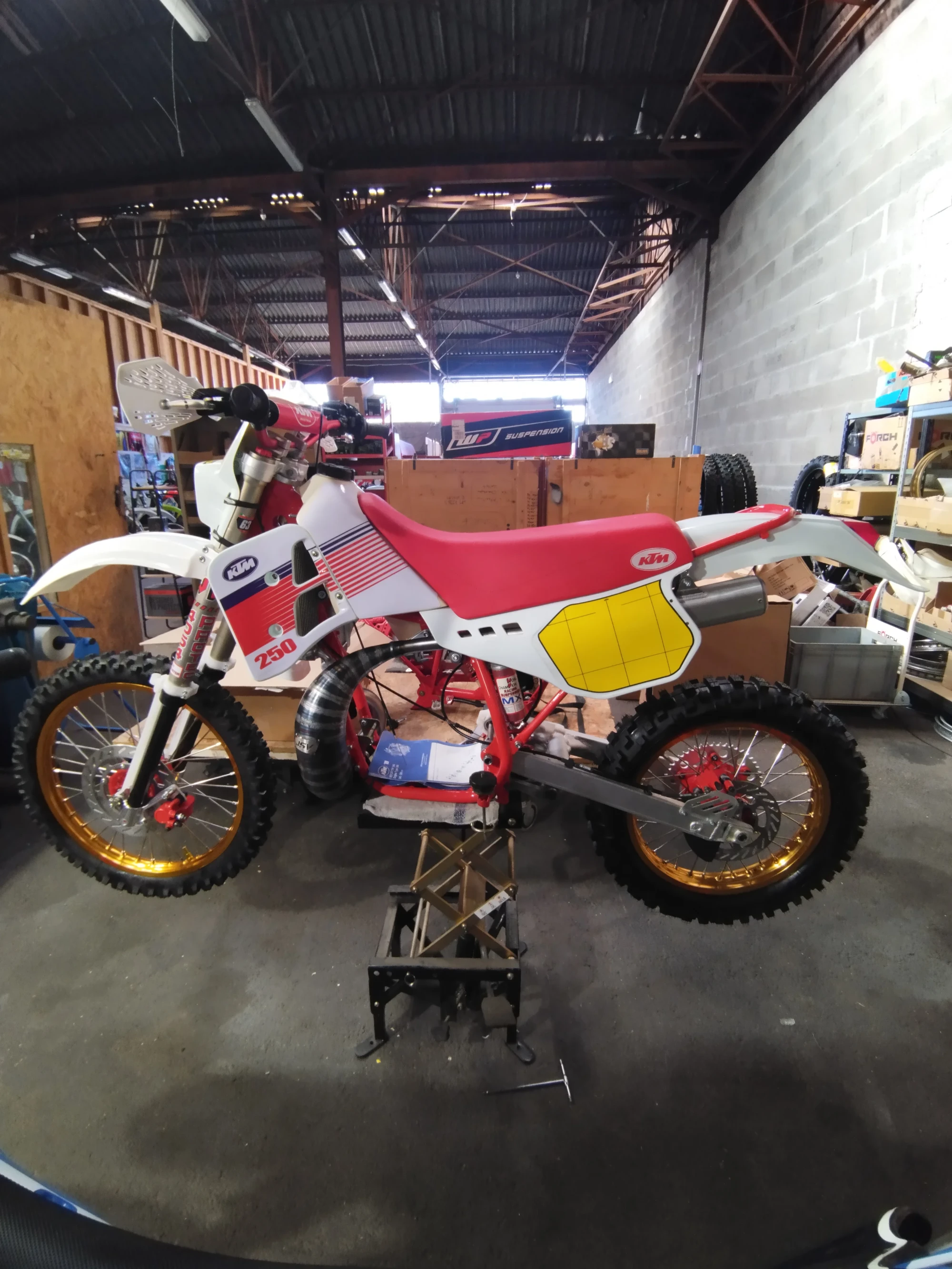 G_20251105_095954842.webp