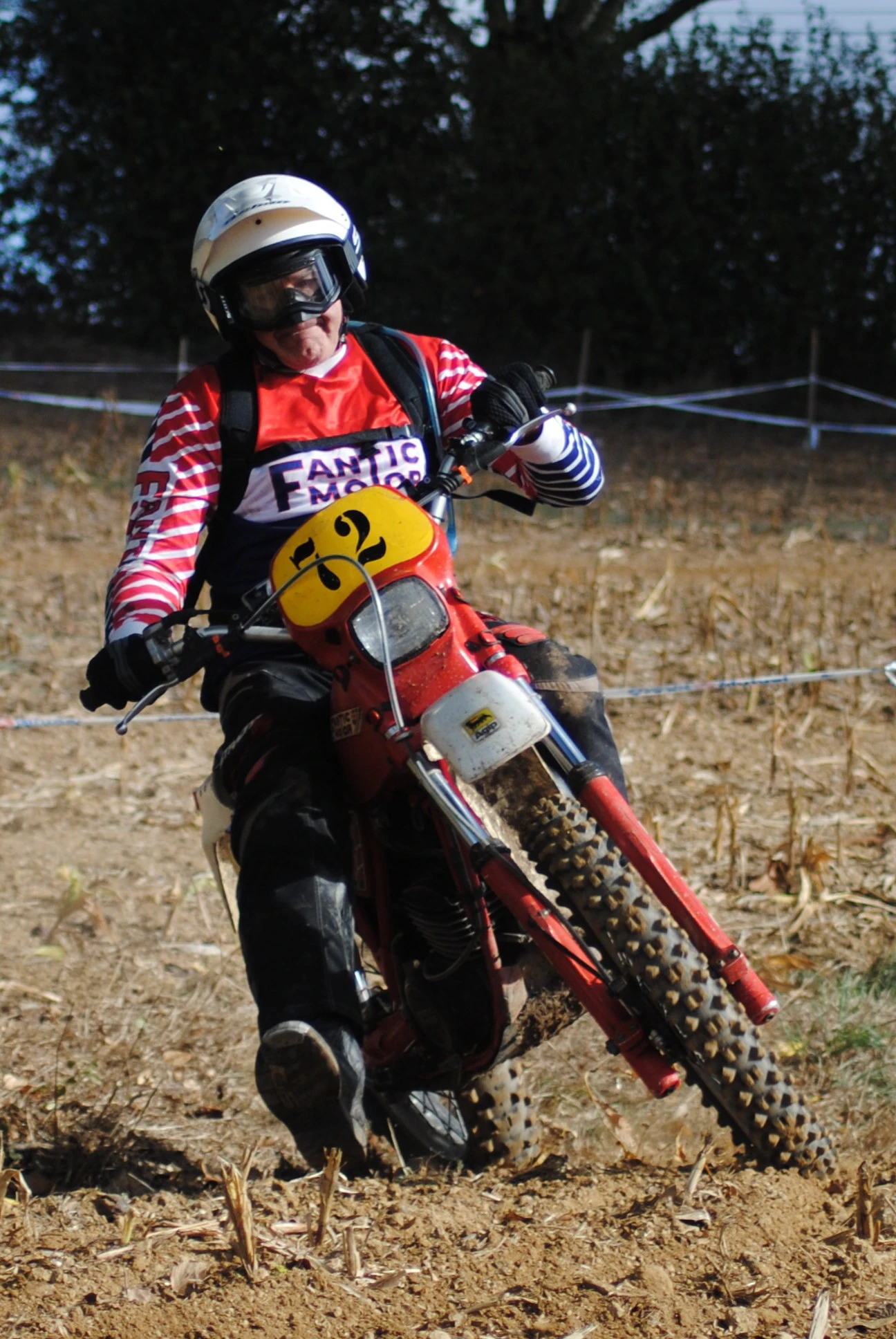 5deff96ec15a0560447a.webp